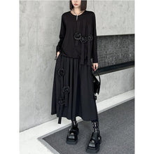 Load image into Gallery viewer, Three-dimensional Flower Loose Two-piece Suit