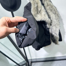 Load image into Gallery viewer, Faux Fur Plush Large Lapel Thick Warm Cotton Coat