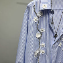Load image into Gallery viewer, Three-dimensional Flower Loose Blue Striped Shirt