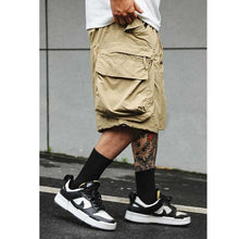 Load image into Gallery viewer, Large Pocket Zipper Casual Loose Shorts
