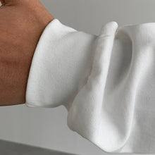 Load image into Gallery viewer, Round Neck Long Sleeve T-shirt