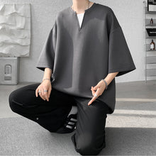 Load image into Gallery viewer, Fake Two-piece V-neck T-shirt