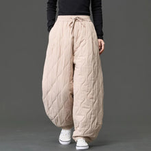 Load image into Gallery viewer, Japanese Retro Quilted Padded Loose Lantern Pants