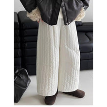 Load image into Gallery viewer, Quilted Striped Cropped Casual Trousers