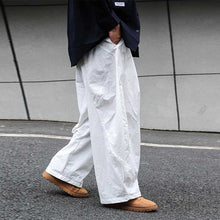Load image into Gallery viewer, Retro Quick-drying Pleated Outdoor Trousers