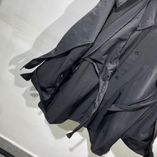 Load image into Gallery viewer, Irregular Structure Streamer Shirt