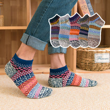 Load image into Gallery viewer, Retro Cotton Socks