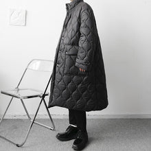 Load image into Gallery viewer, Large Pocket Loose Stand Collar Coat