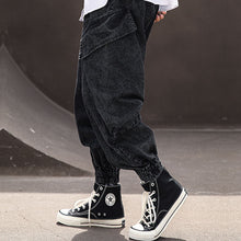 Load image into Gallery viewer, Loose Fit Harem Jeans