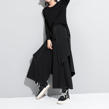 Load image into Gallery viewer, Women's Dark Culottes
