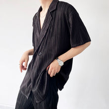 Load image into Gallery viewer, Crinkled Short Sleeve Shirt