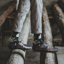 Load image into Gallery viewer, Retro Suit Socks 4 pairs