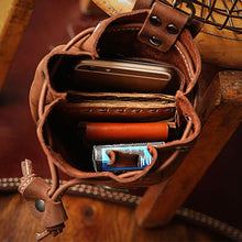 Load image into Gallery viewer, Vintage Leather Pouch Bag