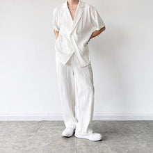 Load image into Gallery viewer, Crinkled Short Sleeve Shirt