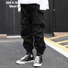 Load image into Gallery viewer, Loose Big Pockets Pants