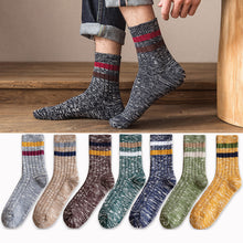 Load image into Gallery viewer, Men's Retro Ethnic Cotton Socks
