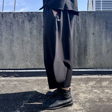 Load image into Gallery viewer, Loose Cropped Bloomers