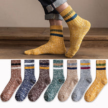 Load image into Gallery viewer, Men's Retro Ethnic Cotton Socks