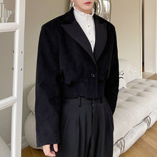 Load image into Gallery viewer, Cropped Paneled Jacket