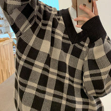 Load image into Gallery viewer, Retro Loose V-neck Pullover Sweater