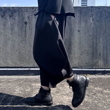 Load image into Gallery viewer, Loose Cropped Bloomers