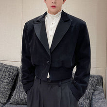 Load image into Gallery viewer, Cropped Paneled Jacket