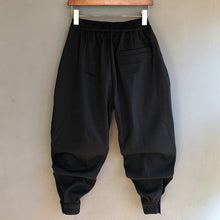 Load image into Gallery viewer, Hook and Loop Fastener Cropped Harem Pants