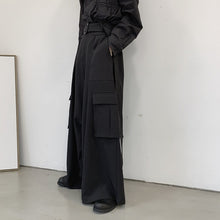 Load image into Gallery viewer, Three-dimensional Pocket Wide-leg Trouser