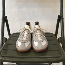 Load image into Gallery viewer, Retro Sports Casua Indoor Training Shoes