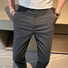Load image into Gallery viewer, Striped Slim Fit Cropped Pants