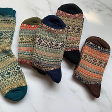 Load image into Gallery viewer, Men's Vintage Cotton Socks