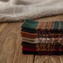 Load image into Gallery viewer, Japanese Retro Ethnic Socks