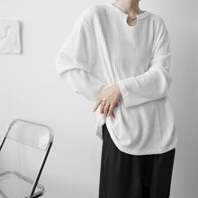 Load image into Gallery viewer, U-neck T-shirt