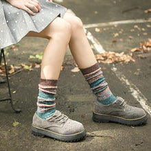 Load image into Gallery viewer, Japanese Retro Striped Stockings