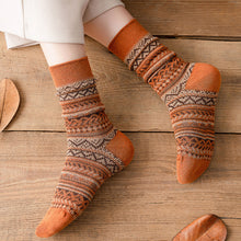 Load image into Gallery viewer, Japanese Retro Ethnic Socks