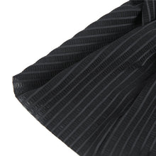 Load image into Gallery viewer, Slim Fit Striped Short Sleeve T-shirt