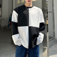 Load image into Gallery viewer, Black and White Color Contrast Long Sleeve T-shirt