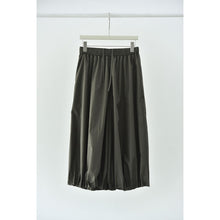Load image into Gallery viewer, Women's Japanese Lightweight Pleated Hem Cropped Wide-leg Pants
