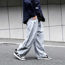 Load image into Gallery viewer, Retro Quick-drying Pleated Outdoor Trousers
