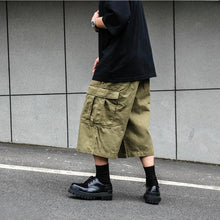 Load image into Gallery viewer, Vintage-style Multiple Pockets Cropped Trousers
