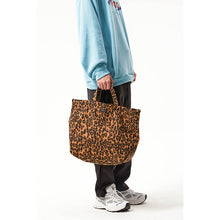 Load image into Gallery viewer, Vintage Leopard Print Large Capacity Shoulder Bag
