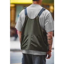 Load image into Gallery viewer, Retro Multi-pocket Dual-purpose Crossbody Vest
