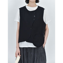Load image into Gallery viewer, Asymmetric Placket Patch-Pocket Vest
