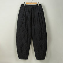 Load image into Gallery viewer, Japanese Retro Quilted Padded Loose Lantern Pants
