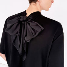 Load image into Gallery viewer, Scarf Ribbon Silhouette Short Sleeves T-shirt
