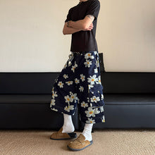 Load image into Gallery viewer, Daisy Loose Wide Leg Capri Pants
