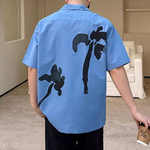 Load image into Gallery viewer, Coconut Tree Print Short Sleeve Beach Shirt
