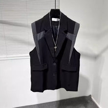 Load image into Gallery viewer, Loose-fitting Sleeveless Vest
