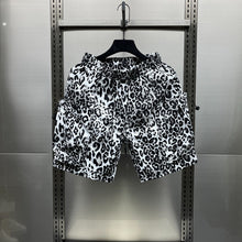 Load image into Gallery viewer, Leopard Print Quick-drying Loose-fitting Five-point Pants
