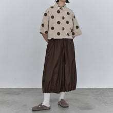Load image into Gallery viewer, Women's Polka Dot Pleated Retro Collared Short Shirt
